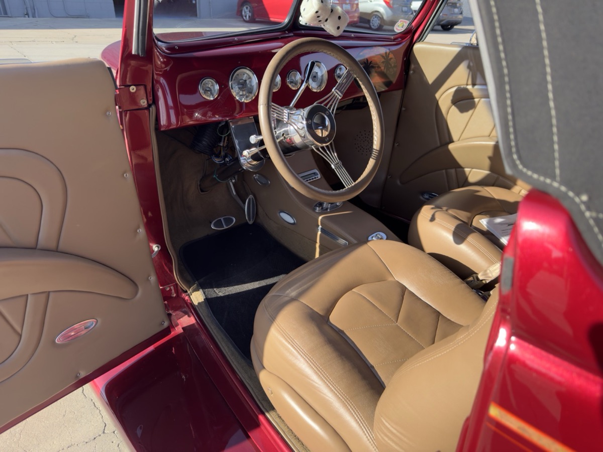 1937 Ford Cabriolet custom dash